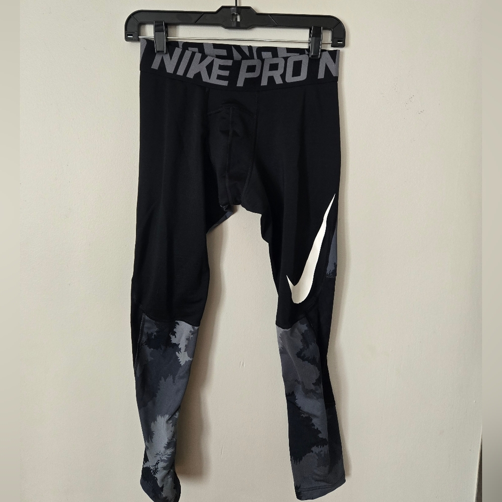 Nike Pro Black and Gray Leggings Hyperwarm Insulated